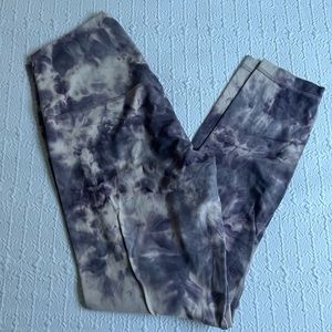 Lululemon Cropped Tie Dye Leggings